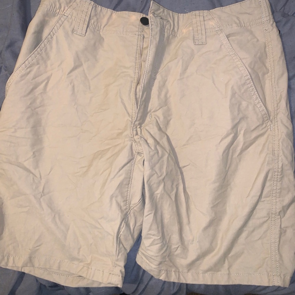 Men’s Magellan khaki shorts
